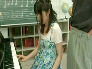 Young Nippon Beauty's Intense Pussy Piano Lessons Will Blow Your Mind